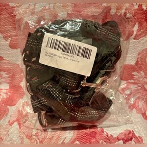 Dog seat belt set with accessories -New